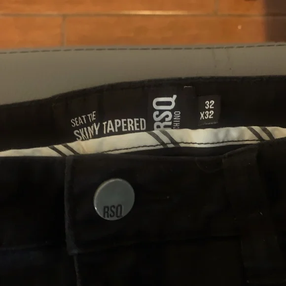 RSQ JEANS/PANTS BLACK SEATTLE SKINNY TAPER 32x32 - Picture 4 of 4